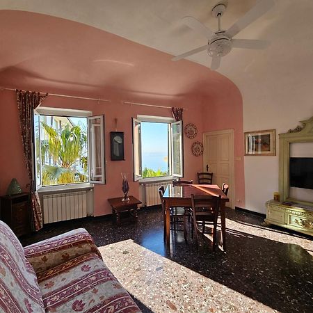 Le Finestre Sul Mare Apartment อัลบิสโซลามารินา ภายนอก รูปภาพ