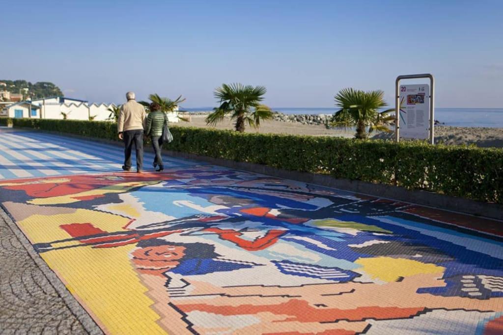Le Finestre Sul Mare Apartment อัลบิสโซลามารินา ภายนอก รูปภาพ