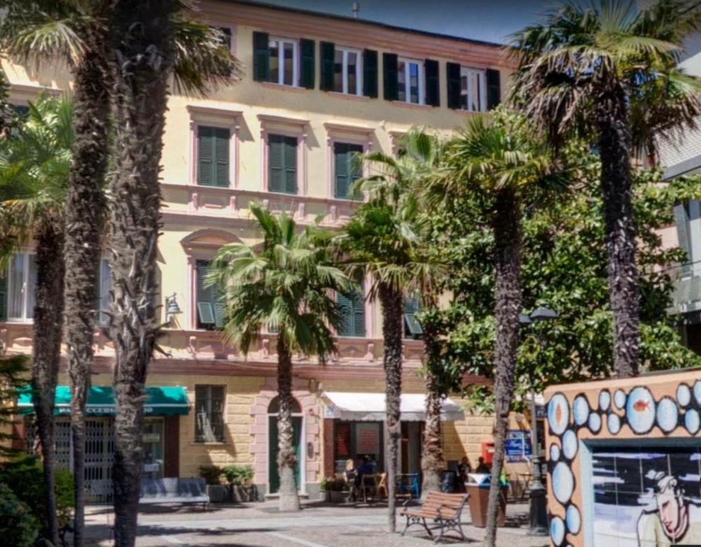 Le Finestre Sul Mare Apartment อัลบิสโซลามารินา ภายนอก รูปภาพ